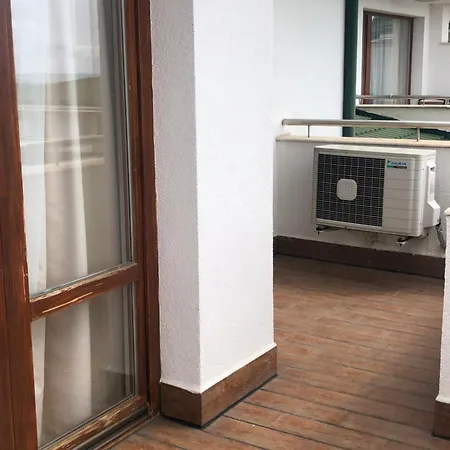 Lejlighed Penthouse In Emerald. Beach, & Spa
