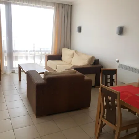 Penthouse In Emerald. Beach, & Spa Ravda